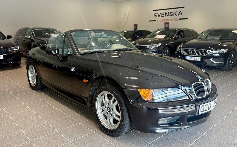 Svart Begagnad 1996 BMW Z3 Cab | 84 900 kr (Marknadspris) - Bild 1/4