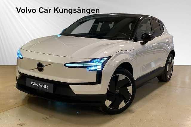 Vit Begagnad 2025 Volvo EX30 Single Motor Extended Range SUV | 374 900 kr (Marknadspris) - Bild 1/3