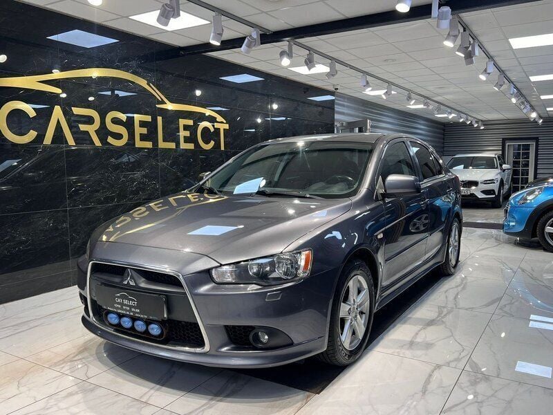 Begagnad 2010 Mitsubishi Lancer Sportback Halvkombi | 39 900 kr - Bild 1/4