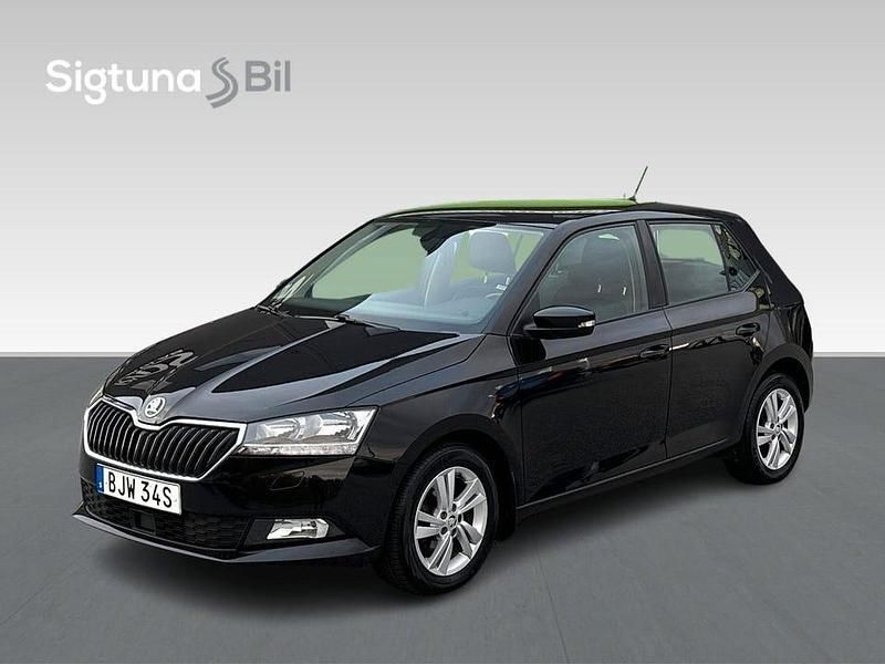 Svart Begagnad 2019 Skoda Fabia Style Halvkombi | 147 900 kr (Marknadspris) - Bild 1/3