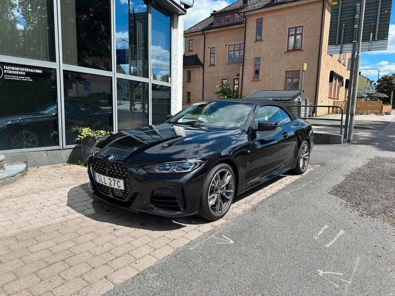 Begagnad BMW M440 M Sport 374 HK (275 kW) 2022 Svart Sedan