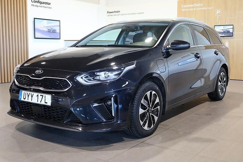 Svart Begagnad 2020 Kia Ceed Sportswagon Advance Kombi | 184 900 kr (Bra pris) - Bild 1/3