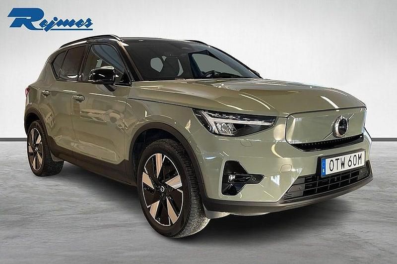 Begagnad Volvo EX40 Plus 188 kW (256 HK) 2024 Grön SUV