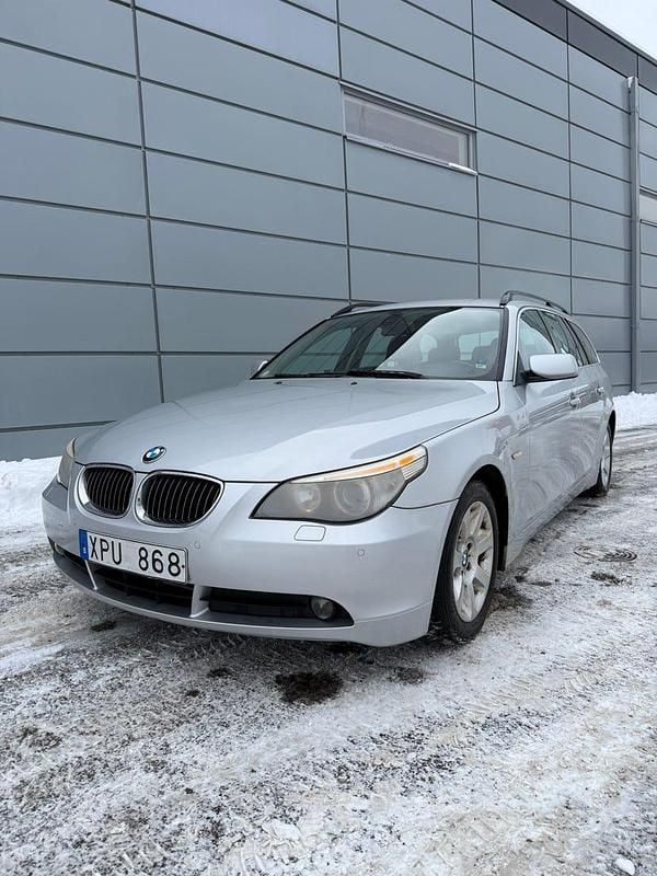 Begagnad 2006 BMW 523 Kombi | 49 900 kr (Bra pris) - Bild 1/4