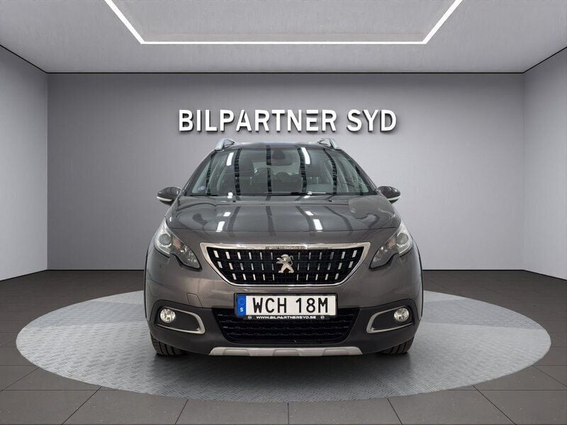 Mörkgrå Begagnad 2016 Peugeot 2008 S SUV | 89 900 kr (Marknadspris) - Bild 1/4