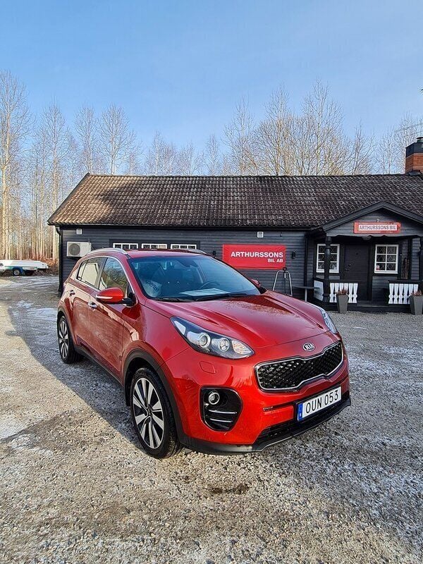 Röd (rödmetallic) Begagnad 2016 Kia Sportage 2 SUV | 144 000 kr (Lite dyr) - Bild 1/4