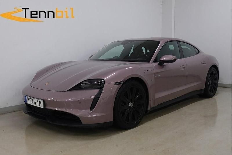 Begagnad Porsche Taycan Sport 319 kW (435 HK) 2021 Rosa