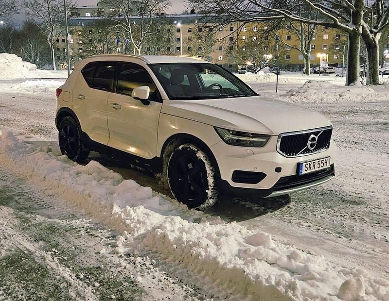 Begagnad 2019 Volvo XC40 SUV | 165 000 kr - Bild 1/3