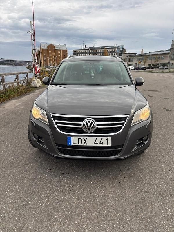 Begagnad 2011 VW Tiguan SUV | 65 000 kr (Marknadspris) - Bild 1/4