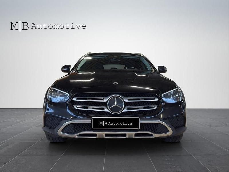 Begagnad Mercedes E220 All-Terrain 194 HK (142 kW) 2021 Svart Kombi