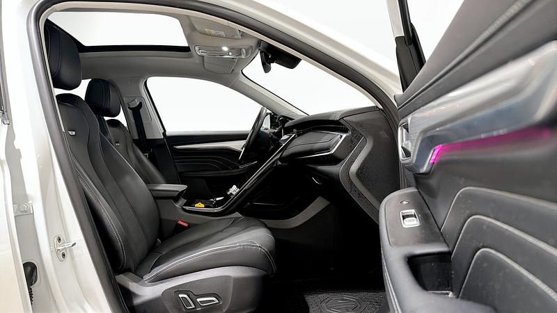 Begagnad MG Marvel R Performance 211 kW (288 HK) 2022 Vit SUV