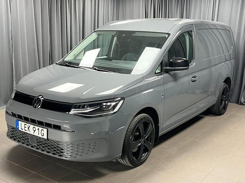 Grå Begagnad 2023 VW Caddy Maxi Minibuss | 288 900 kr (Lite dyr) - Bild 1/4
