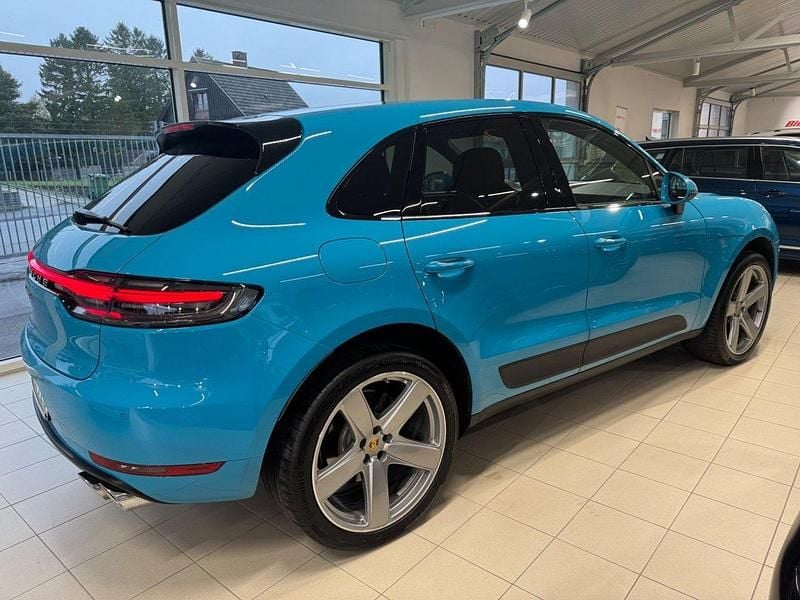 Blå (miamiblue) Begagnad 2019 Porsche Macan S SUV | 499 900 kr (Bra pris) - Bild 1/4