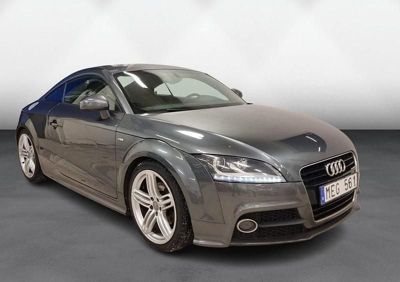 Begagnad Audi TT S-Line 211 HK (155 kW) 2012 Grå Sportkupé