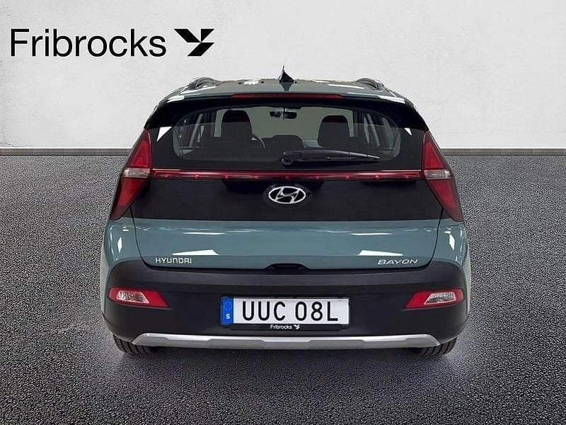 Begagnad Hyundai Bayon Essential 84 HK (61 kW) 2023 Mangrove green  pearl SUV