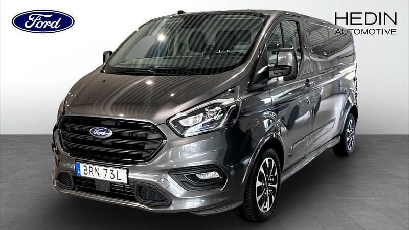 Grå Begagnad 2020 Ford Transit Custom Sport Van | 312 375 kr (Lite dyr) - Bild 1/4