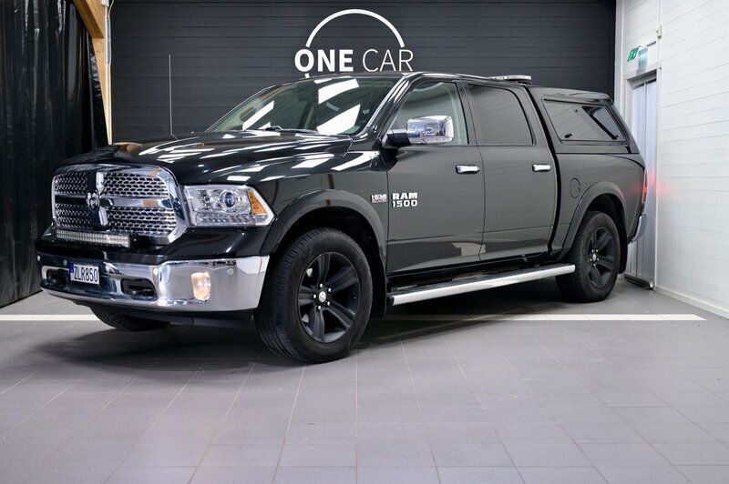 Svart Begagnad 2018 Dodge Ram Pickup | 449 700 kr (Lite dyr) - Bild 1/4
