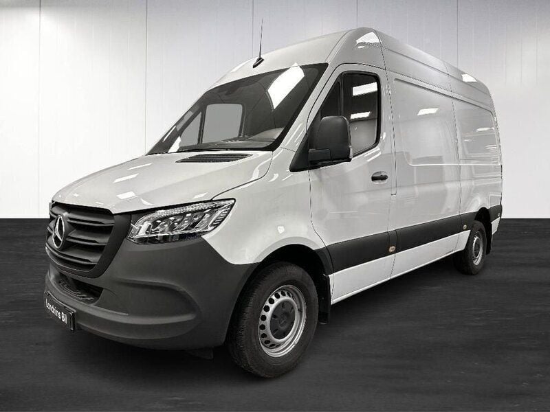 Vit Begagnad 2023 Mercedes Sprinter Van | 623 750 kr - Bild 1/4
