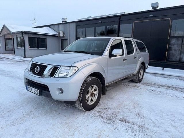 Begagnad Nissan Navara 190 HK (139 kW) 2012 Silver Pickup