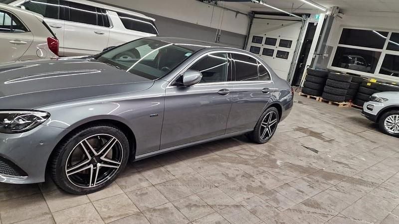 Begagnad 2021 Mercedes E300 Sedan | 379 000 kr (Marknadspris) - Bild 1/4