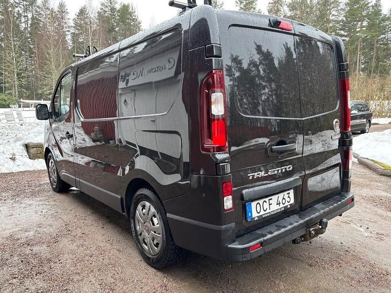 Begagnad Fiat Talento 125 HK (91 kW) 2019 Svart Minibuss