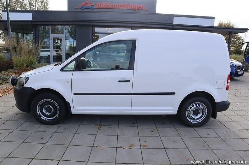 Vit ofärgade Begagnad 2011 VW Caddy Minibuss | 44 900 kr (Marknadspris) - Bild 1/4