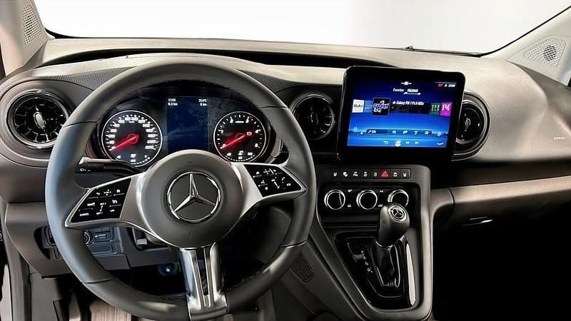 Ny Mercedes Citan 112 Edition 116 HK (85 kW) 2025 Svart Van