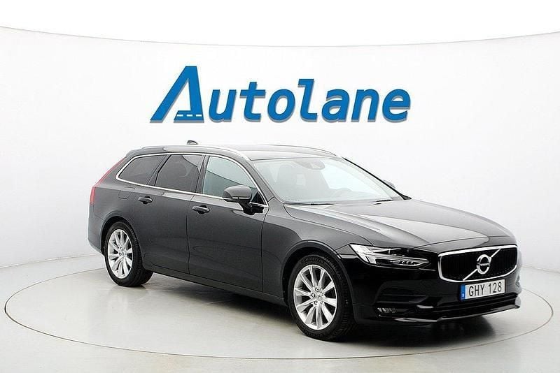 Svart Begagnad 2018 Volvo V90 Momentum Kombi | 219 900 kr (Marknadspris) - Bild 1/3