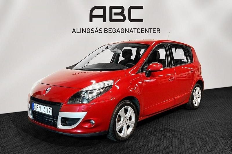 Röd Begagnad 2010 Renault Scénic III Minibuss | 39 900 kr - Bild 1/4