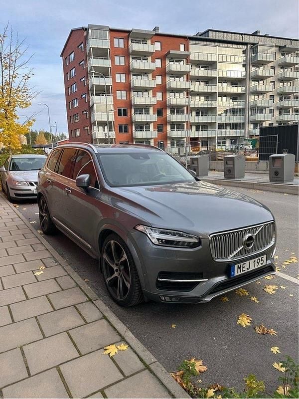 Grå Begagnad 2016 Volvo XC90 Inscription SUV | 280 000 kr (Superpris) - Bild 1/4
