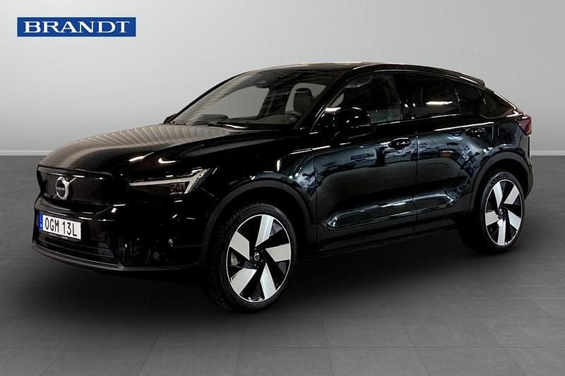 Begagnad Volvo C40 299 kW (407 HK) 2023 Svart SUV