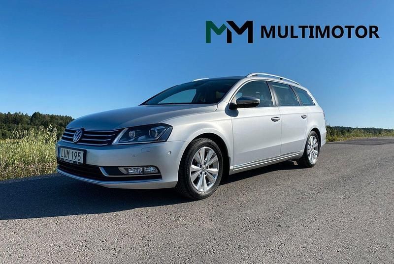 Silver Begagnad 2012 VW Passat Kombi | 69 900 kr (Lite dyr) - Bild 1/4