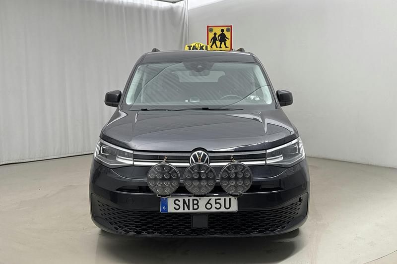 Begagnad VW Caddy Maxi 122 HK (89 kW) 2022 Svart Minibuss