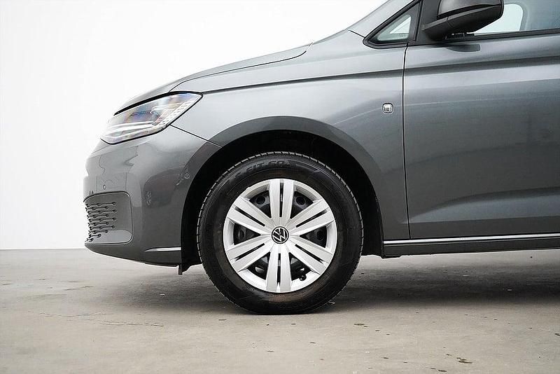 Begagnad VW Caddy 122 HK (89 kW) 2023 Grå Minibuss