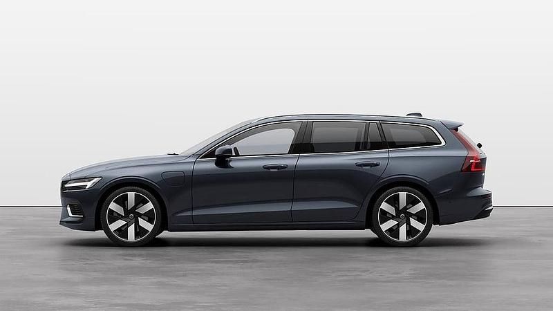 Grå Begagnad 2024 Volvo V60 Plus Kombi | 549 900 kr (Dyr) - Bild 1/4