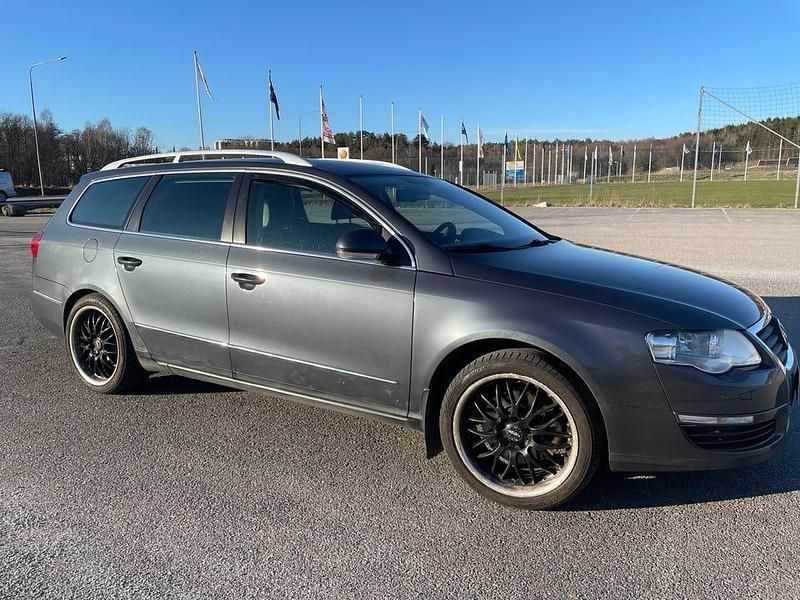 Begagnad 2010 VW Passat Kombi | 42 000 kr (Marknadspris) - Bild 1/4