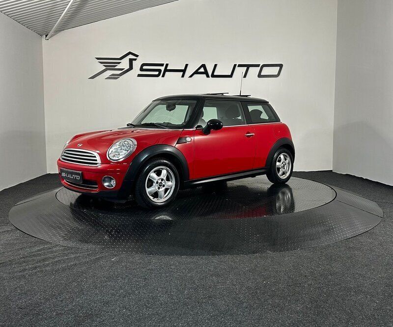 Röd Begagnad 2007 Mini Cooper Pepper Halvkombi | 49 900 kr (Marknadspris) - Bild 1/4