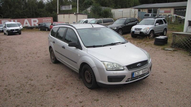 Silver Begagnad 2007 Ford Focus Kombi | 14 500 kr - Bild 1/4