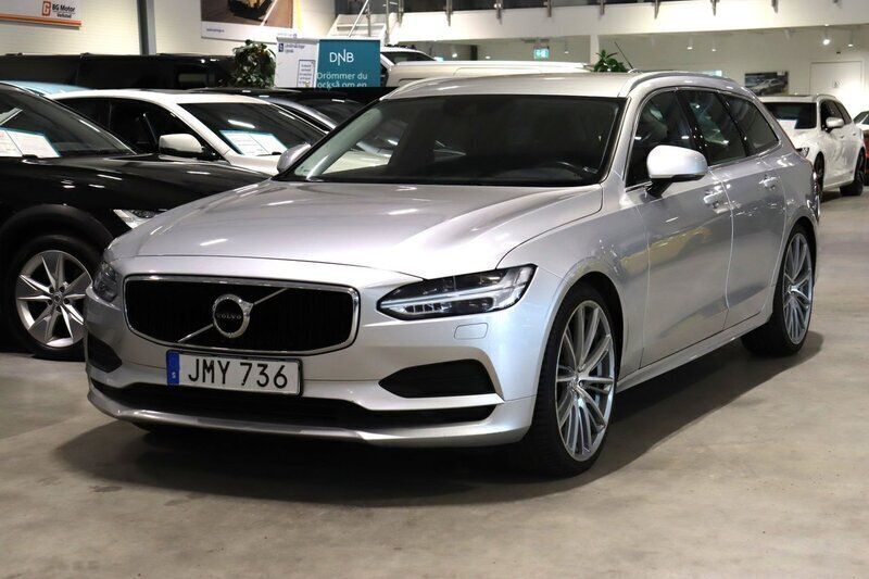 Silver Begagnad 2018 Volvo V90 Momentum Kombi | 209 900 kr (Marknadspris) - Bild 1/4