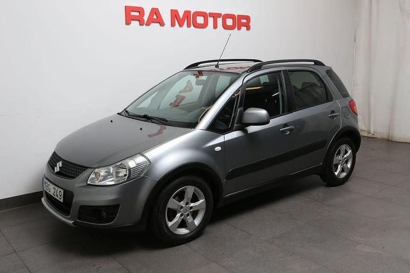 Begagnad Suzuki SX4 120 HK (88 kW) 2011 Grå Halvkombi
