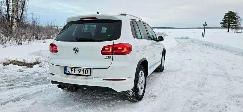 Begagnad VW Tiguan 160 HK (117 kW) 2015 SUV