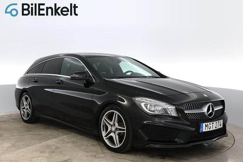 Svart Begagnad 2015 Mercedes CLA220 Shooting Brake AMG Kombi | 169 900 kr (Marknadspris) - Bild 1/4