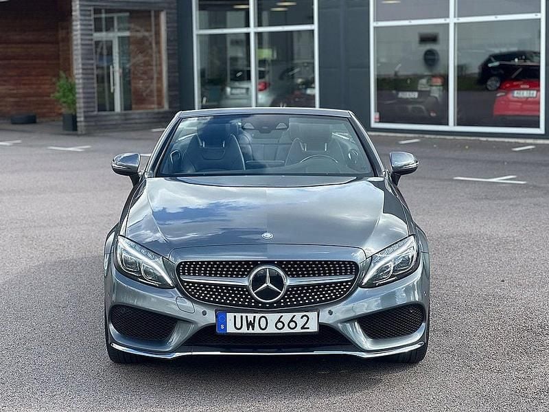 Begagnad Mercedes C300 AMG 245 HK (180 kW) 2016 Grå Cab