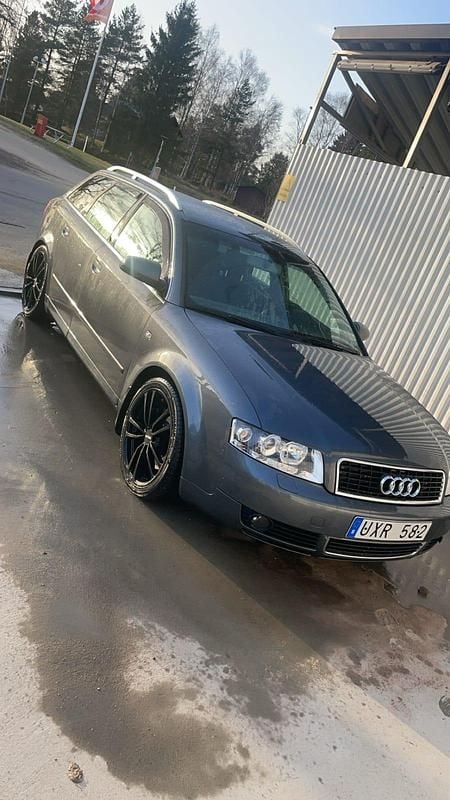 Begagnad 2004 Audi A4 Kombi | 35 000 kr (Marknadspris) - Bild 1/4
