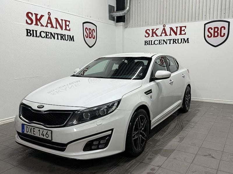 Vit Begagnad 2014 Kia Optima Sedan | 92 800 kr (Bra pris) - Bild 1/4