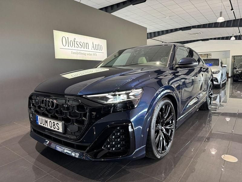 Blå Begagnad 2024 Audi Q8 Exclusive SUV | 969 000 kr - Bild 1/4