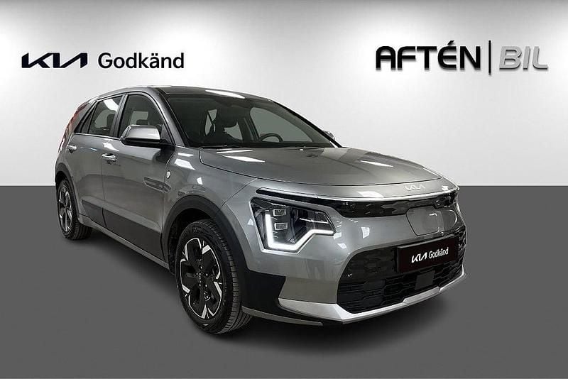 Begagnad Kia Niro 2024 Grå SUV