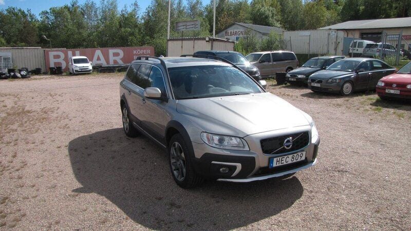 Begagnad Volvo XC70 Standard 221 HK (162 kW) 2015 Ljusbrun SUV