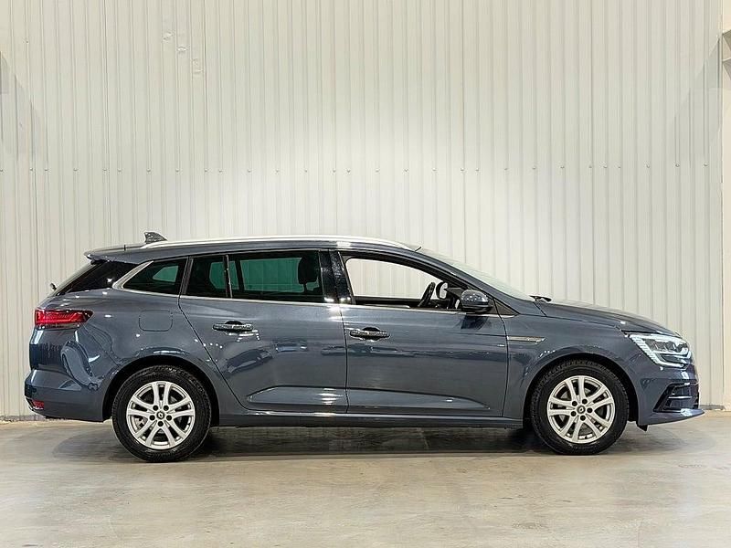 Begagnad Renault Mégane GrandTour Bose Edition 140 HK (102 kW) 2020 Grå Kombi