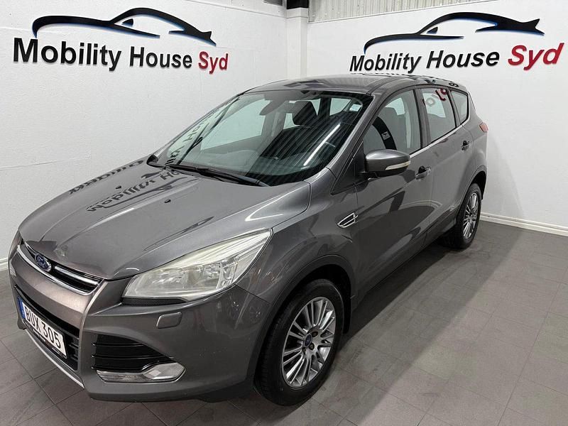 Grå Begagnad 2014 Ford Kuga Titanium SUV | 69 900 kr (Bra pris) - Bild 1/3